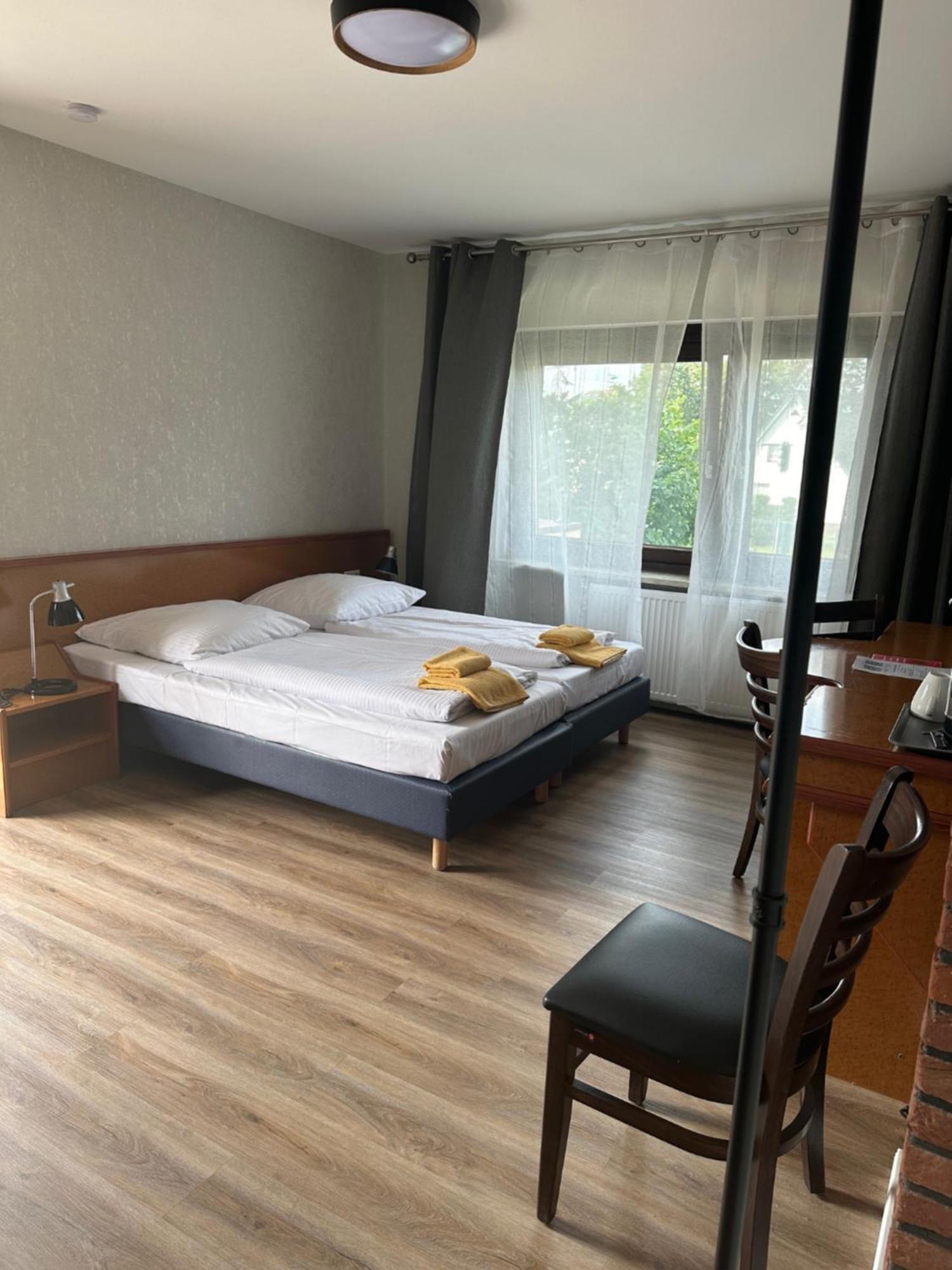 Hotel Pirol Berlino Esterno foto